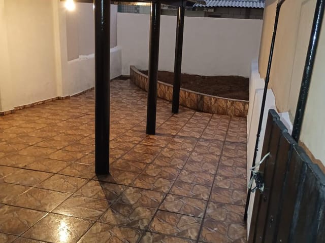 Casa com 250m² 2 quartos e 1 banheiro, à venda, no bairro Santa Maria em São Caetano do Sul