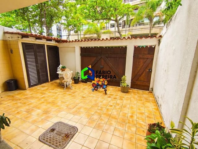 Casa com 180m² 3 quartos e 2 banheiros, à venda, no bairro Barra da Tijuca em Rio de Janeiro