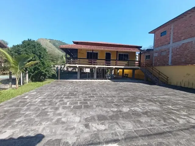 Casa com 476m² 2 quartos e 1 banheiro, à venda ou para alugar, no bairro Limoeiro em Guapimirim
