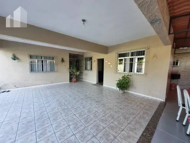 Casa 3 quartos e 1 banheiro, à venda, no bairro Itaipu em Belford Roxo