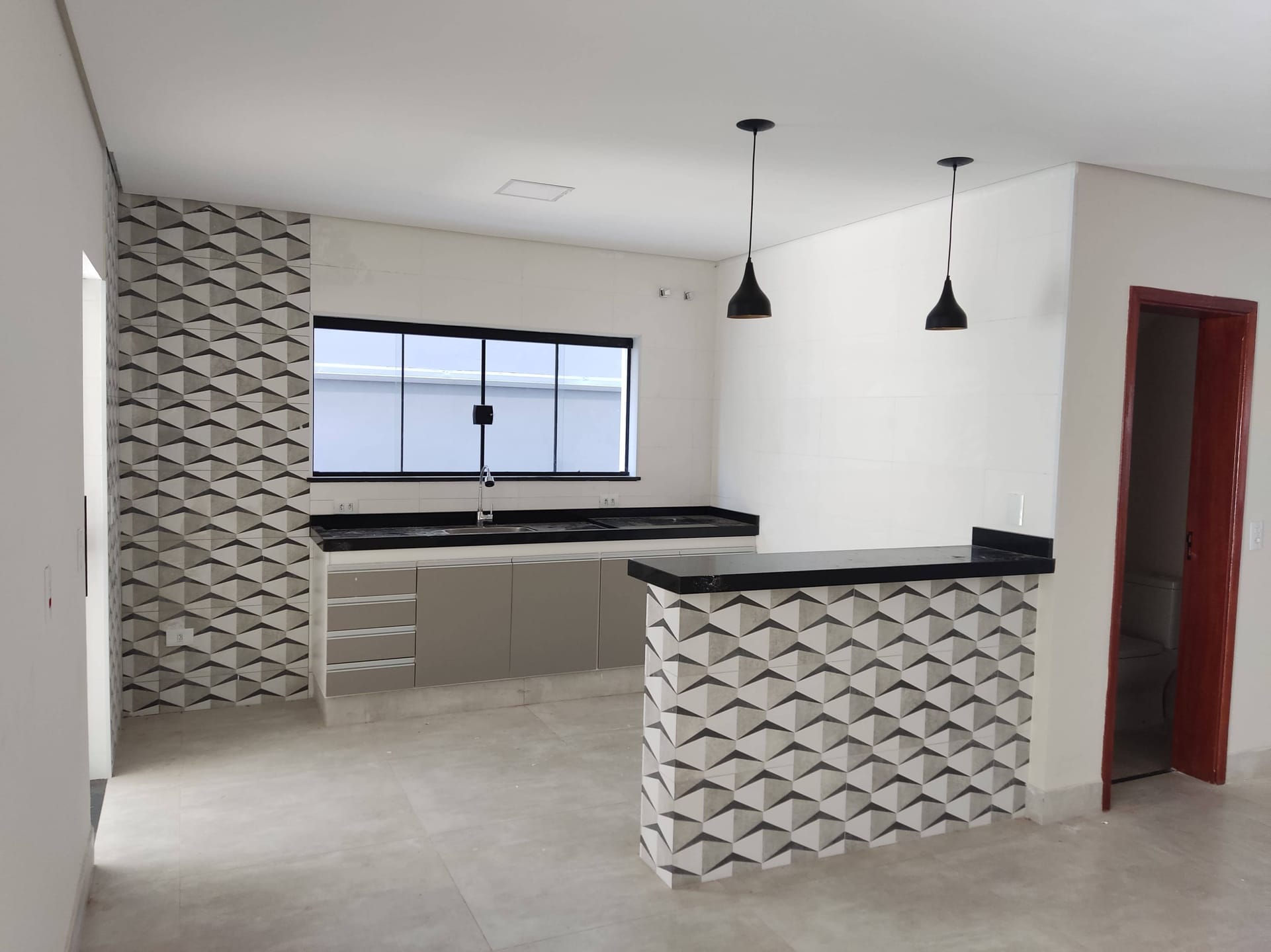 Sua Nova Casa de Alto Padrão em Condomínio Privado