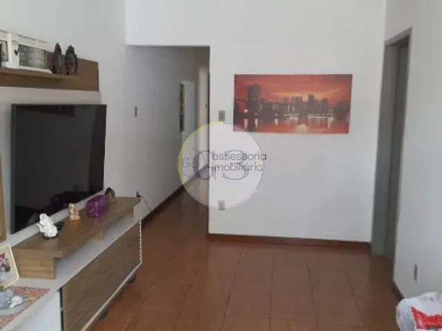 Casa 3 quartos e 2 banheiros, à venda, no bairro Centro em Pelotas