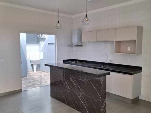 Casa com 285m² 3 quartos e 4 banheiros, para alugar, no bairro Vila Guanabara em Birigui