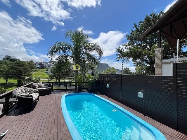 Casa com 360m² 3 quartos e 4 banheiros, à venda, no bairro Cidade Universitária Pedra Branca em Palhoça