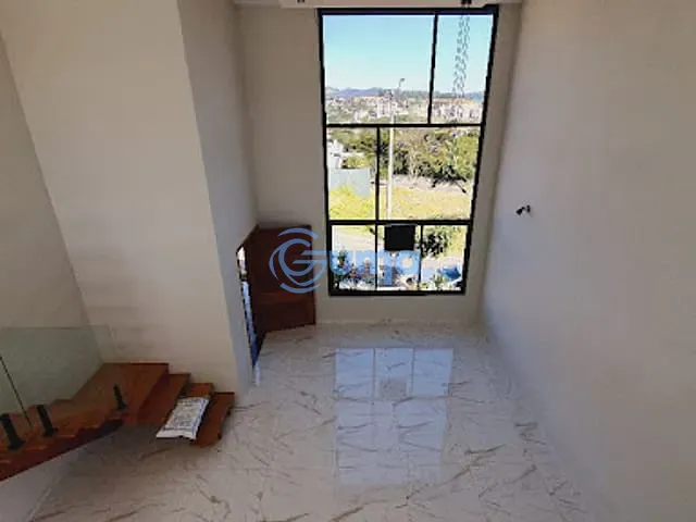 Casa com 360m² 3 quartos e 4 banheiros, à venda, no bairro Parque Imperador em Bragança Paulista