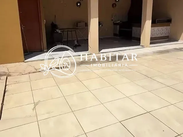 Casa 2 quartos e 1 banheiro, à venda, no bairro Aeroporto em Corumbá