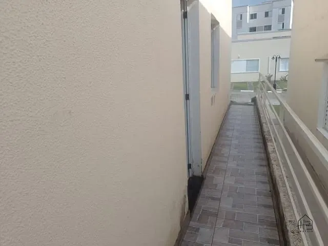 Casa 3 quartos e 1 banheiro, à venda, no bairro Água Espraiada (Caucaia do Alto) em Cotia