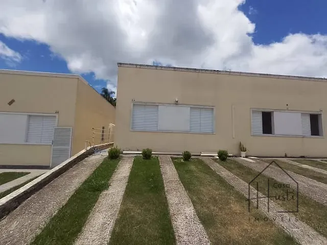 Casa 3 quartos e 1 banheiro, à venda, no bairro Água Espraiada (Caucaia do Alto) em Cotia