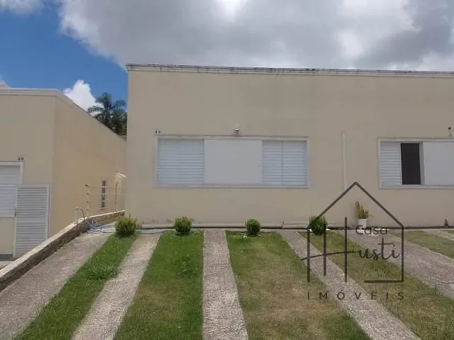 Casa 3 quartos e 1 banheiro, à venda, no bairro Água Espraiada (Caucaia do Alto) em Cotia