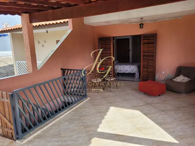Casa 3 quartos e 4 banheiros, à venda, no bairro Jardim São Pedro em Mogi das Cruzes