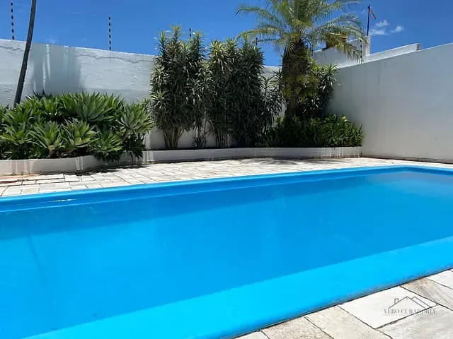 Casa 4 quartos e 3 banheiros, à venda, no bairro Vila Natal em Mogi das Cruzes