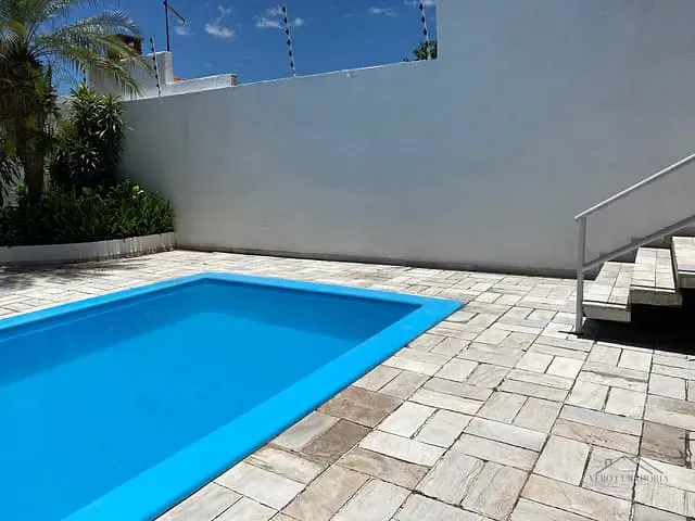 Casa 4 quartos e 3 banheiros, à venda, no bairro Vila Natal em Mogi das Cruzes