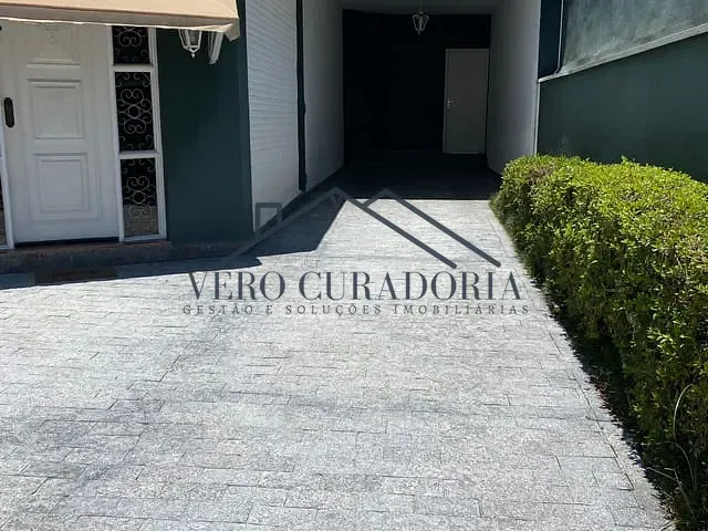 Casa 4 quartos e 3 banheiros, à venda, no bairro Vila Natal em Mogi das Cruzes
