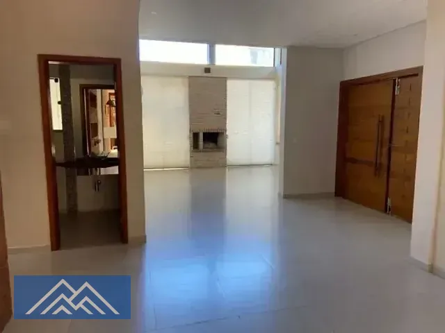 Casa 3 quartos e 5 banheiros, à venda ou para alugar, no bairro Loteamento Aldeia da Mata em Votorantim