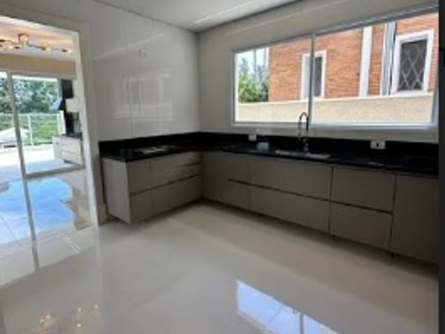 Casa com 371m² 4 quartos e 6 banheiros, à venda, no bairro Alphaville em Santana de Parnaíba