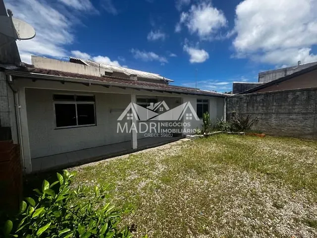 Casa com 200m² 2 quartos e 1 banheiro, para alugar, no bairro São Sebastião em Palhoça