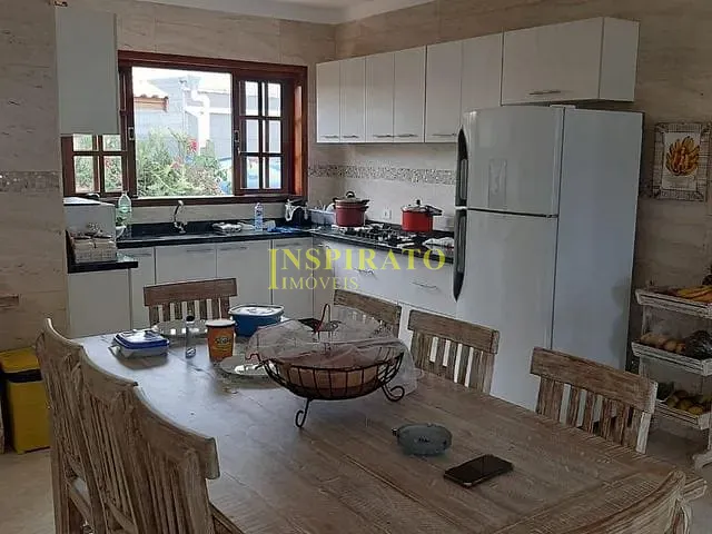 Casa com 2800m² 4 quartos e 5 banheiros, à venda, no bairro Medeiros em Jundiaí