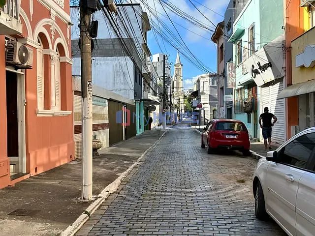 Casa para alugar, no bairro Centro em Ilhéus