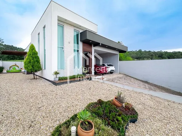Casa com 450m² 3 quartos e 3 banheiros, à venda, no bairro Paciência em Itajaí
