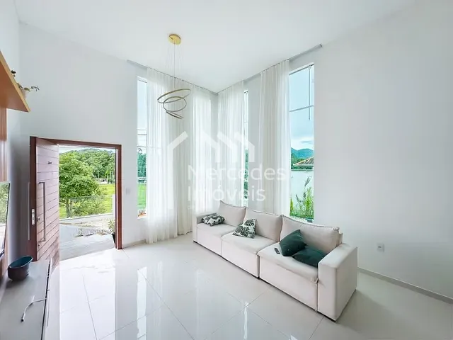 Casa com 450m² 3 quartos e 3 banheiros, à venda, no bairro Paciência em Itajaí