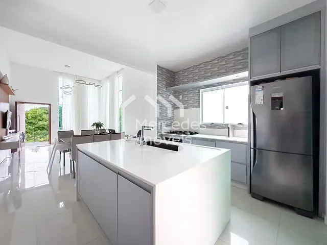 Casa com 450m² 3 quartos e 3 banheiros, à venda, no bairro Paciência em Itajaí