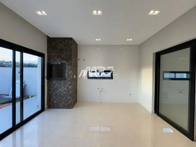 Casa com 329m² 4 quartos e 5 banheiros, à venda, no bairro Orfãs em Ponta Grossa
