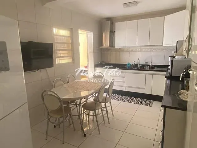 Casa 4 quartos e 2 banheiros, à venda, no bairro Cidade Vista Verde em São José dos Campos
