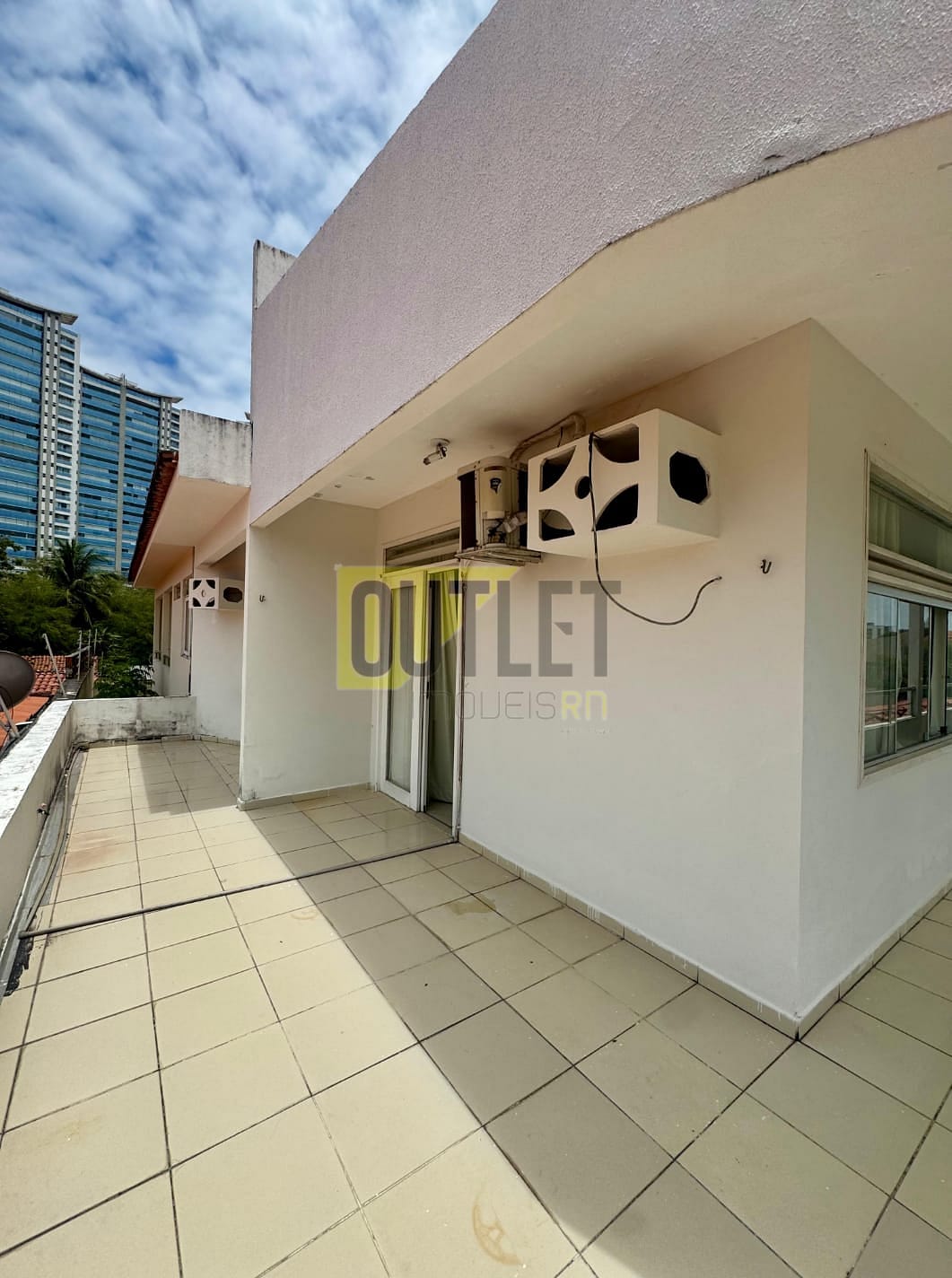 Casa à venda com 4 quartos, 322m² - Foto 16
