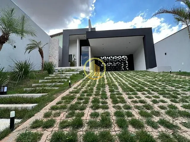 Casa com 376m² 4 quartos e 5 banheiros, à venda, no bairro Setor Habitacional Arniqueira (Águas Claras) em Brasília