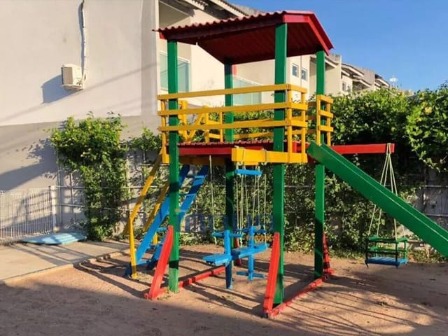 Casa com 200m² 3 quartos e 3 banheiros, à venda, no bairro Maraponga em Fortaleza