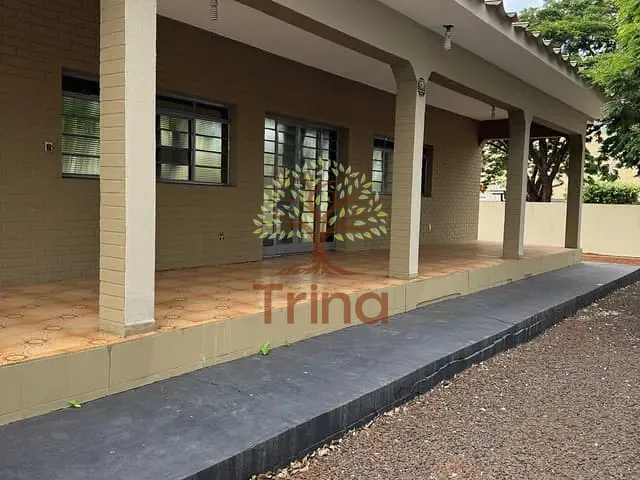 Casa 3 quartos e 3 banheiros, para alugar, no bairro Vila Planalto em Dourados