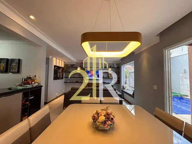 Casa com 213m² 3 quartos e 4 banheiros, à venda, no bairro Jardim Colibri em Cotia