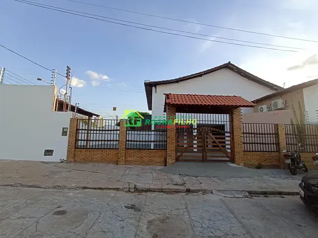 Casa para alugar, no bairro Planalto em Teresina