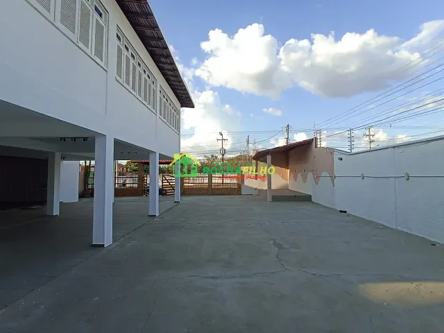 Casa para alugar, no bairro Planalto em Teresina
