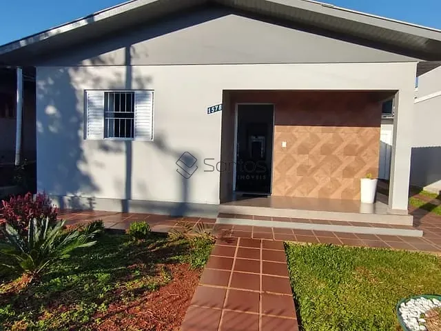 Casa com 450m² 2 quartos e 3 banheiros, à venda, no bairro Centro em Augusto Pestana