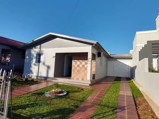 Casa com 450m² 2 quartos e 3 banheiros, à venda, no bairro Centro em Augusto Pestana