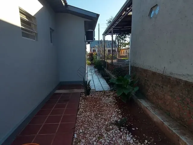 Casa com 450m² 2 quartos e 3 banheiros, à venda, no bairro Centro em Augusto Pestana