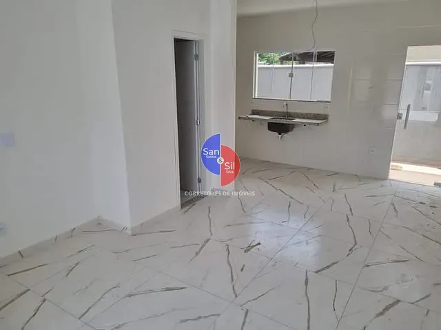 Casa 2 quartos e 2 banheiros, à venda, no bairro Quinta Mariana em Guapimirim