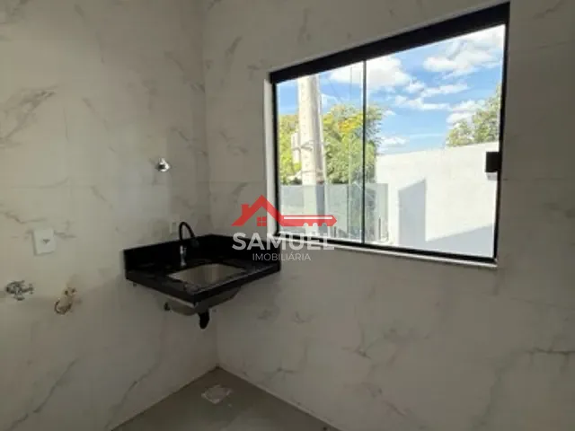 Casa com 250m² 3 quartos e 1 banheiro, à venda, no bairro Setor Habitacional Arniqueira em Brasília