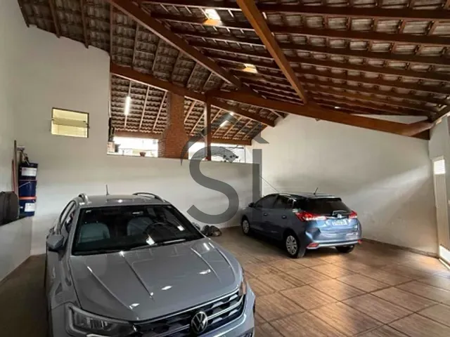 Casa com 248m² 3 quartos e 5 banheiros, à venda, no bairro Santa Cruz em Americana
