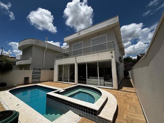 Casa com 382m² 4 quartos e 6 banheiros, à venda, no bairro Residencial Ibi-Aram em Itupeva