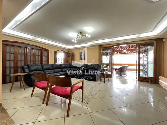 Casa com 332m² 3 quartos e 4 banheiros, à venda, no bairro Vila Galvão em Guarulhos