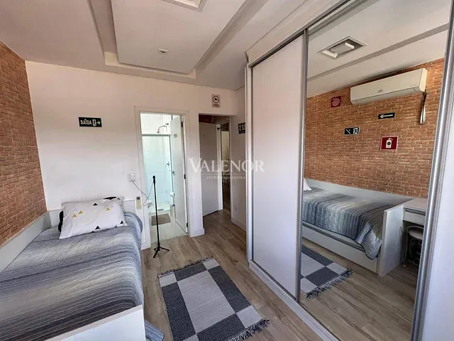 Casa com 209m² 3 quartos e 4 banheiros, à venda, no bairro Retiro em Jundiaí