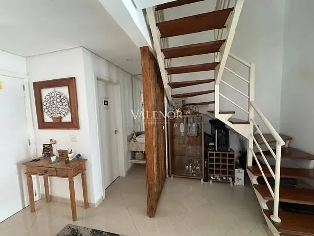 Casa com 209m² 3 quartos e 4 banheiros, à venda, no bairro Retiro em Jundiaí