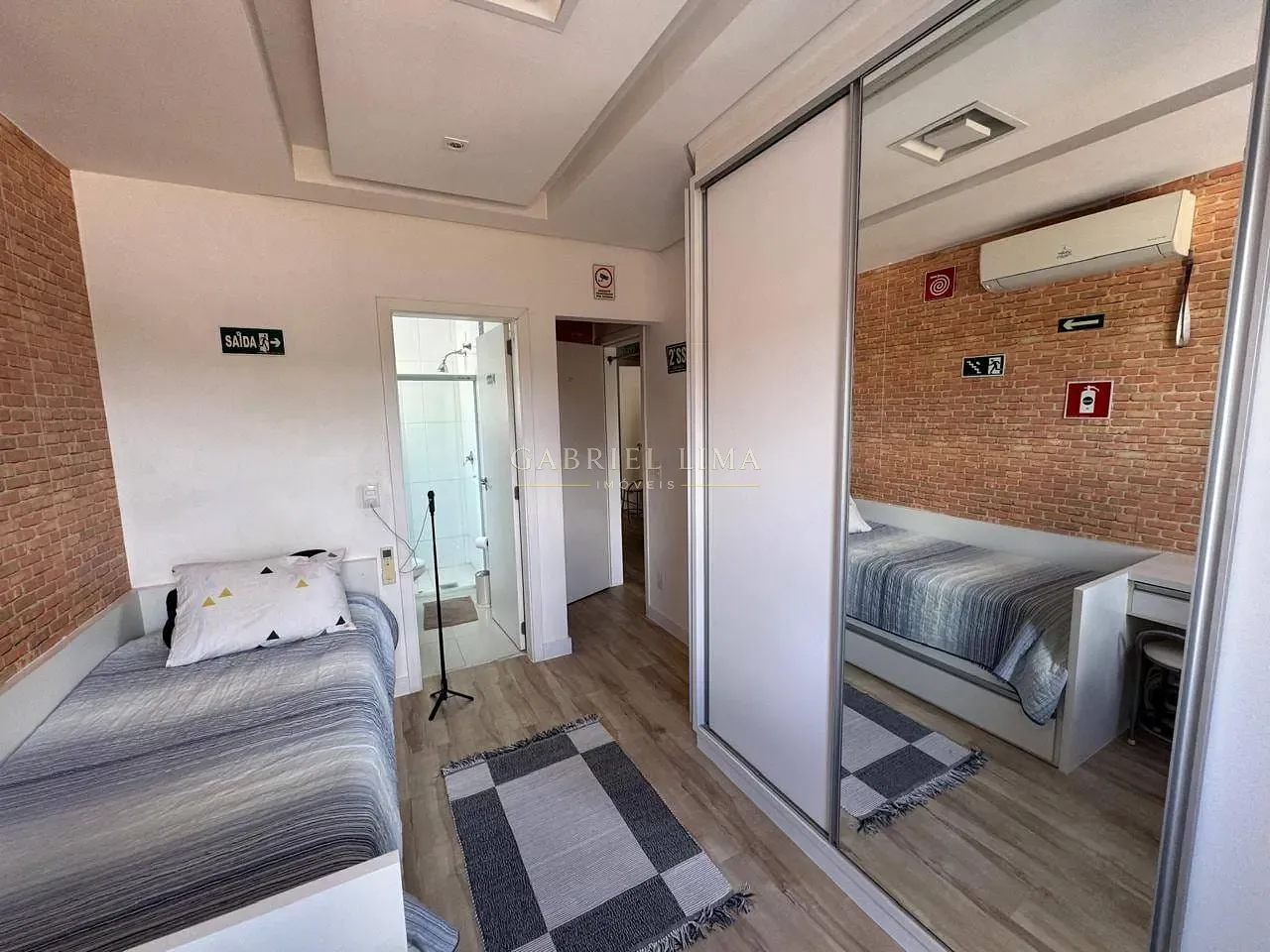 Casa, 3 quartos, 209 m² - Foto 4