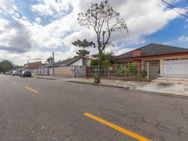 Foto do Casa - Casa com 4 dormitírios, área goumet e academia, 206 m2, no Atuba, Pinhais/PR por R$640.000,00 | Vision Brokers Empreendimentos Imobiliarios Ltda