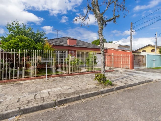 Foto do Casa - Casa com 4 dormitírios, área goumet e academia, 206 m2, no Atuba, Pinhais/PR por R$640.000,00 | Vision Brokers Empreendimentos Imobiliarios Ltda