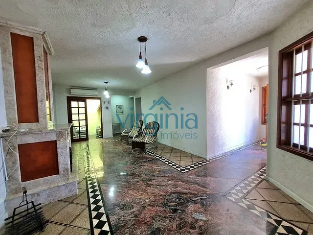 Casa com 223m² 4 quartos e 5 banheiros, à venda, no bairro Rondônia em Novo Hamburgo
