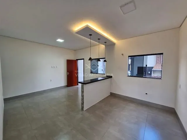 Casa com 90m² 2 quartos e 2 banheiros, à venda, no bairro Jardim Celeste em Sinop