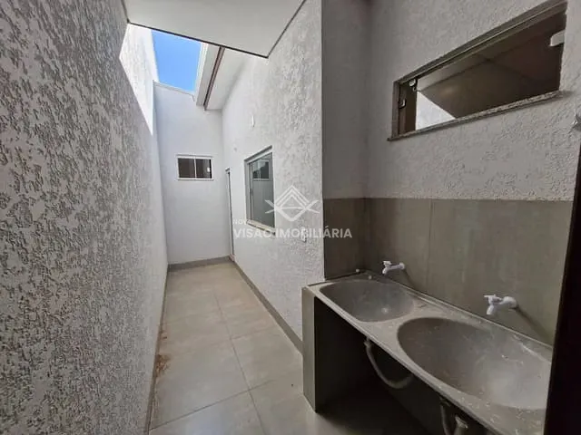 Casa com 90m² 2 quartos e 2 banheiros, à venda, no bairro Jardim Celeste em Sinop